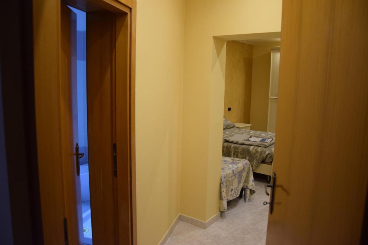 Bed and Breakfast A Casa Di Nelly Tortoreto Екстер'єр фото