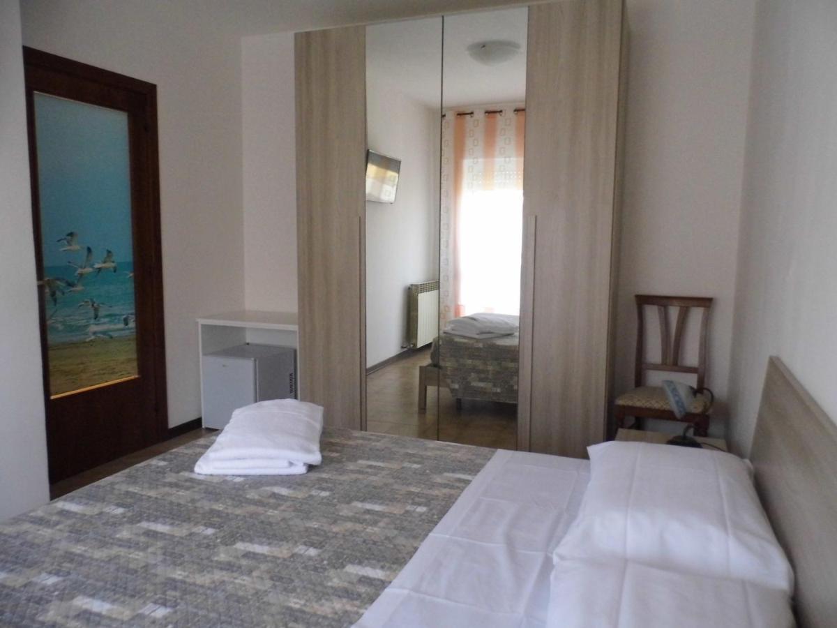 Bed and Breakfast A Casa Di Nelly Tortoreto Екстер'єр фото